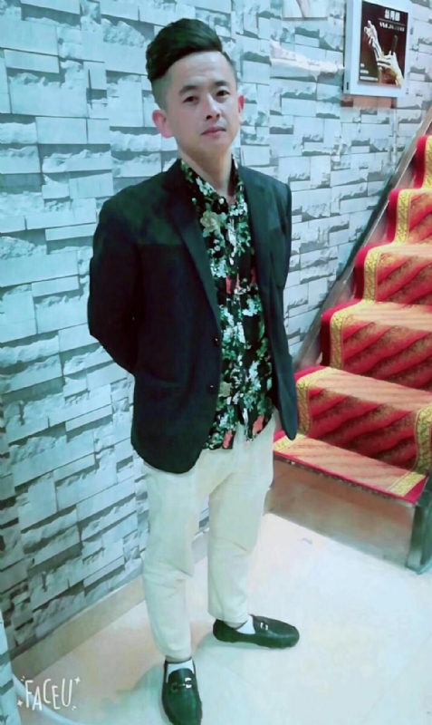 男人三十而立的第一张照片--岳阳相亲服务中心