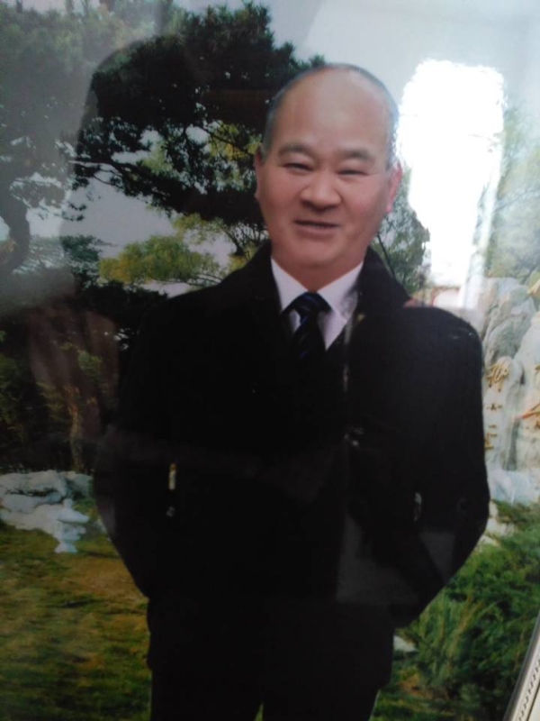 老方丈的第一张照片--岳阳相亲服务中心