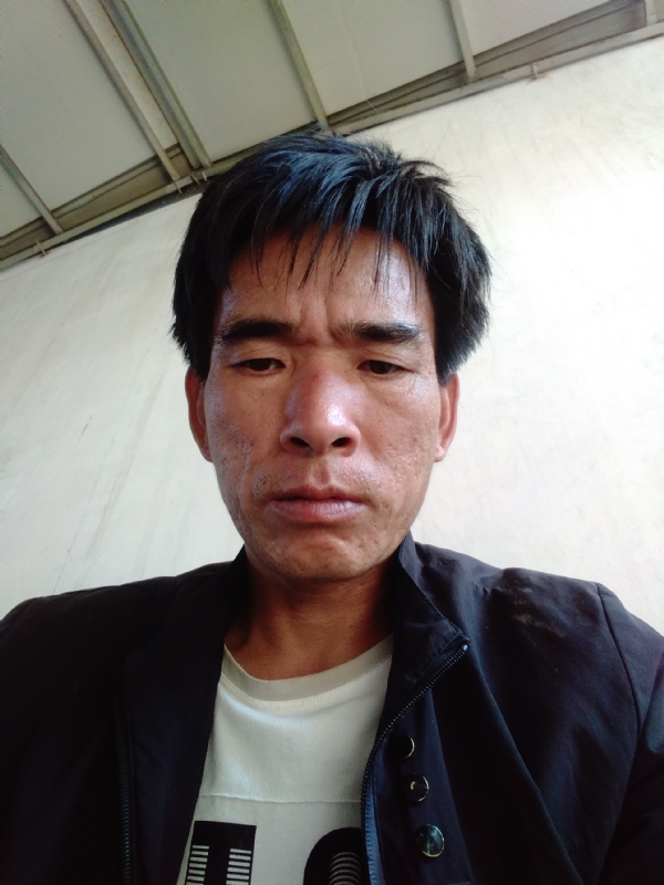 项斌的第一张照片--岳阳相亲服务中心