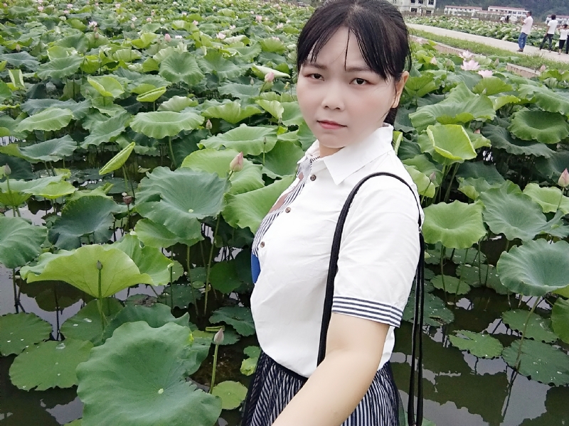 小五同学的第二张照片--岳阳相亲服务中心