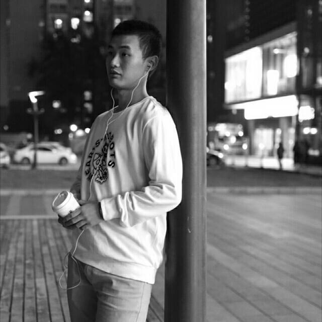 精卫的第一张照片--岳阳相亲服务中心