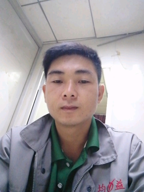 枫叶的第一张照片--岳阳相亲服务中心