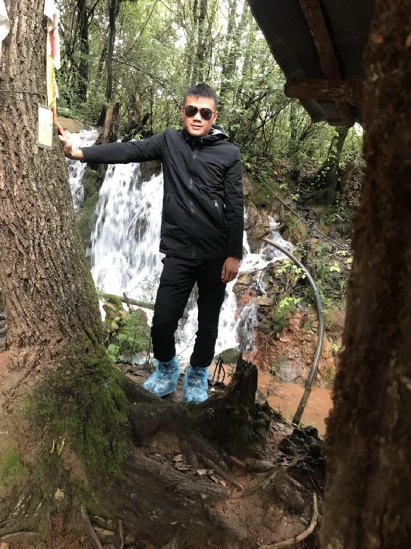 譕忄的第一张照片--岳阳相亲服务中心