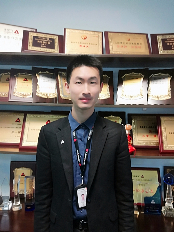 魔都青年的第一张照片--岳阳相亲服务中心