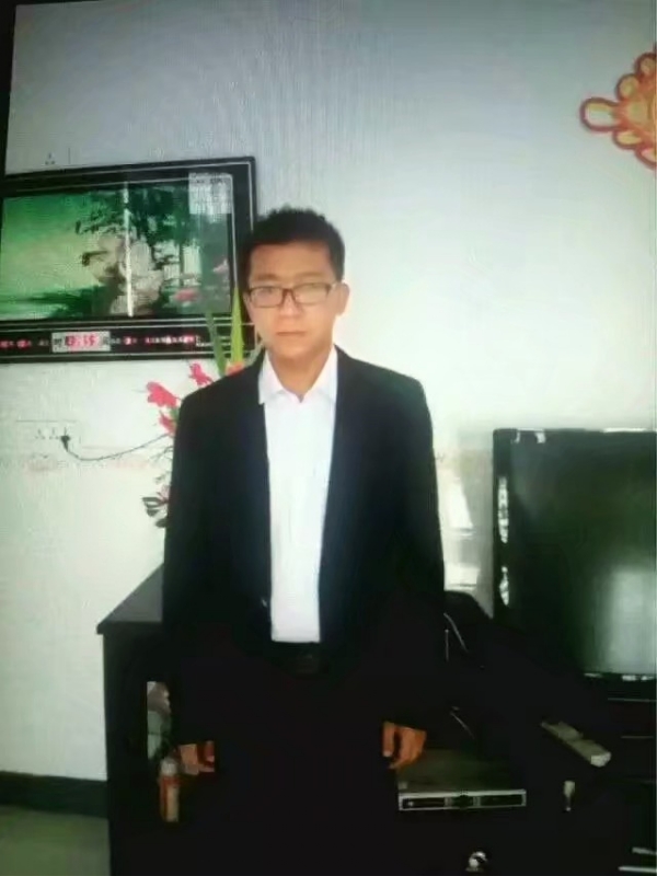 依然疼痛的第一张照片--岳阳相亲服务中心