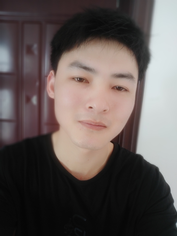 小情绪)っ的第一张照片--岳阳相亲服务中心