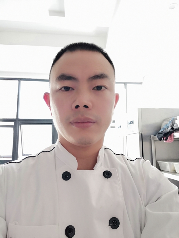 剑客段狼的第一张照片--岳阳相亲服务中心