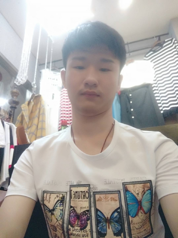 许你一世的第一张照片--岳阳相亲服务中心