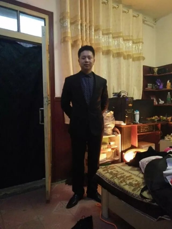 亮亮的第一张照片--岳阳相亲服务中心