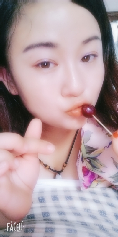 霸气璐妞的第一张照片--岳阳相亲服务中心