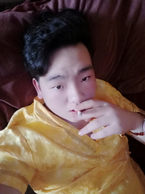 有心无力的第一张照片--岳阳相亲服务中心