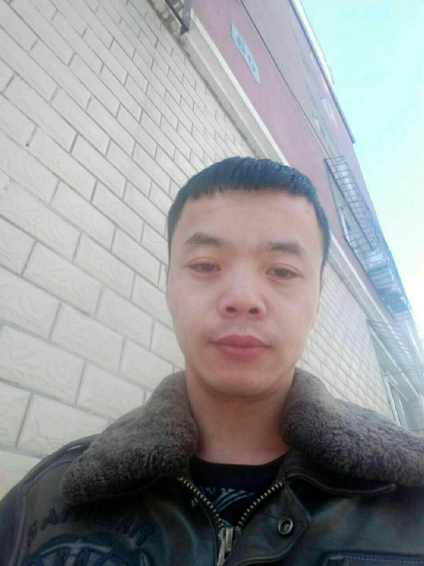 八零逅村民的第二张照片--岳阳相亲服务中心