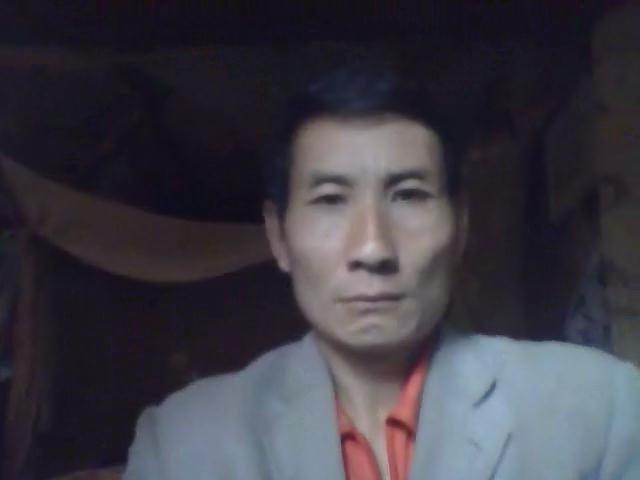 海阔天空的第一张照片--岳阳相亲服务中心