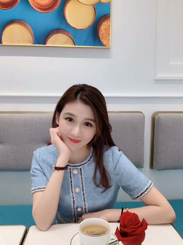 Emily的第二张照片--岳阳相亲服务中心