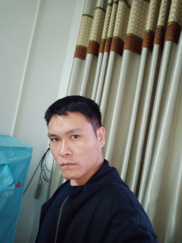 心如止水的第一张照片--岳阳相亲服务中心