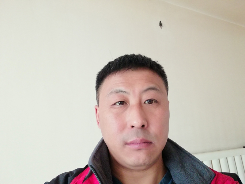 海阔天空的第一张照片--岳阳相亲服务中心