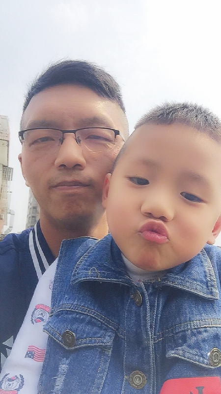 林松的第一张照片--岳阳相亲服务中心
