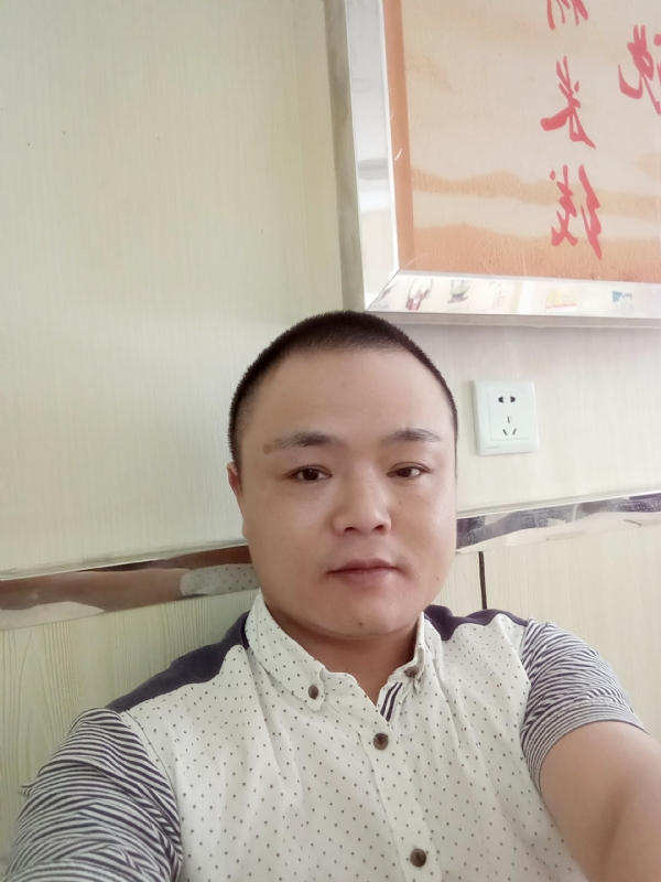 风云淡的第一张照片--岳阳相亲服务中心