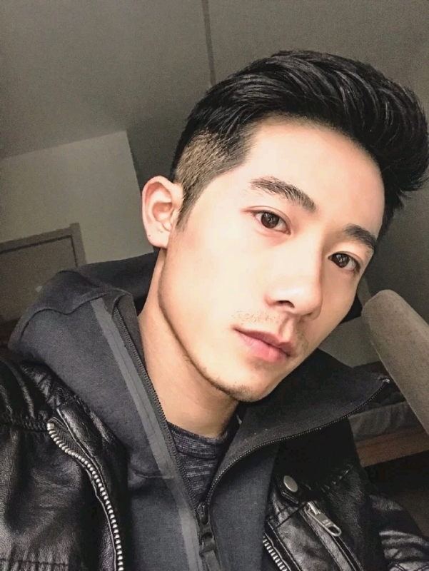 心若磐石的第一张照片--岳阳相亲服务中心