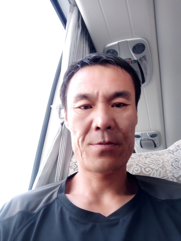真心诚意的第一张照片--岳阳相亲服务中心