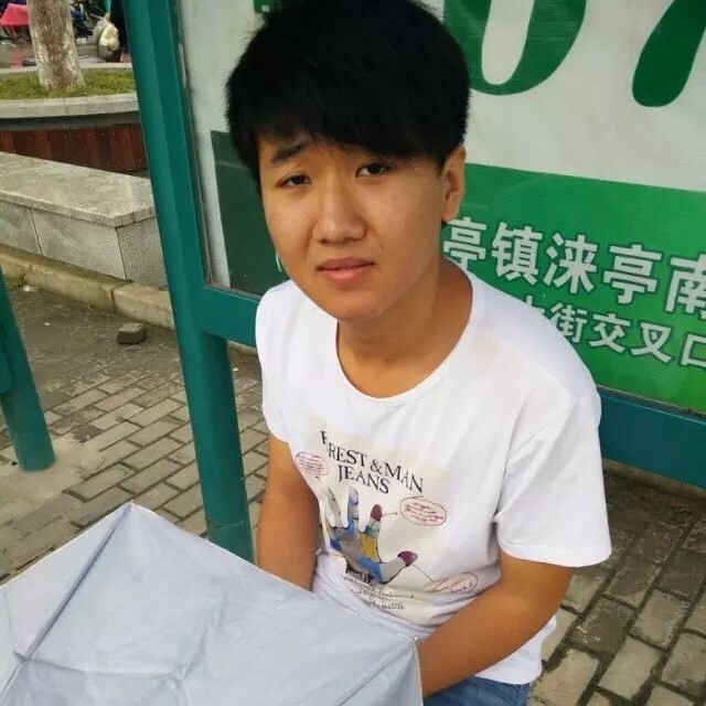 小丁的第一张照片--岳阳相亲服务中心
