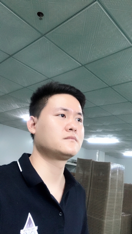 伟的第一张照片--岳阳相亲服务中心