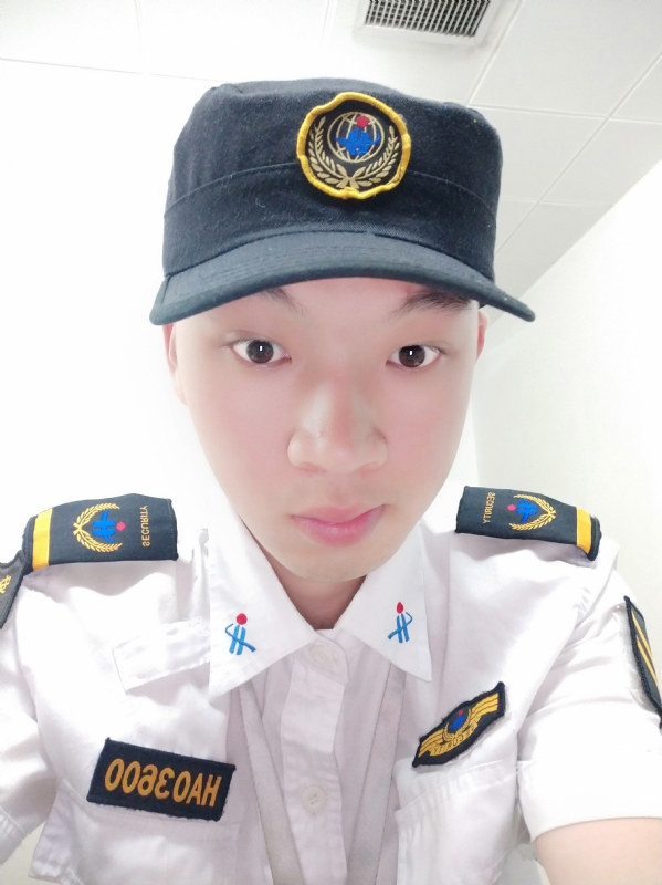 龙龙的第一张照片--岳阳相亲服务中心