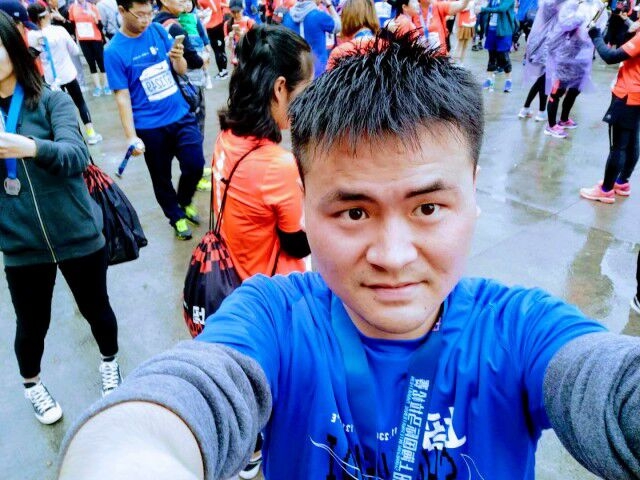 小五在跳舞的第一张照片--岳阳相亲服务中心