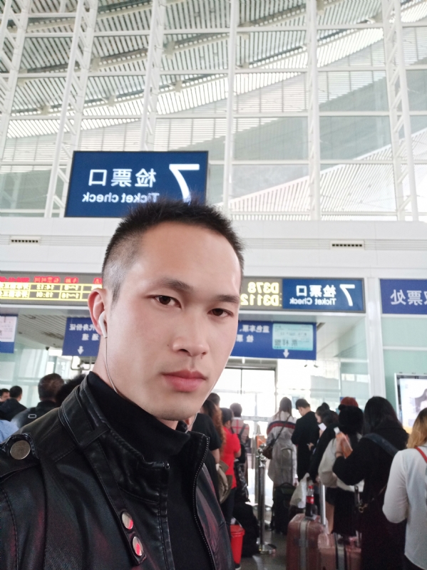 一叶知秋的第一张照片--岳阳相亲服务中心