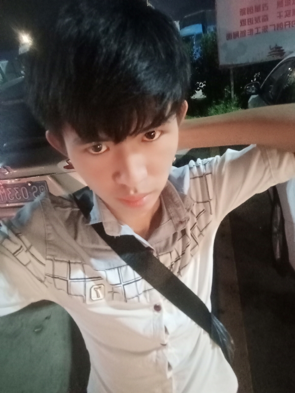 杨哥的第一张照片--岳阳相亲服务中心