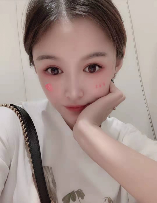 fei菲儿的第一张照片--岳阳相亲服务中心