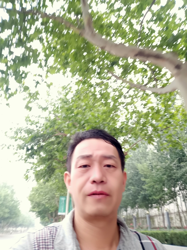 阳光的第一张照片--岳阳相亲服务中心