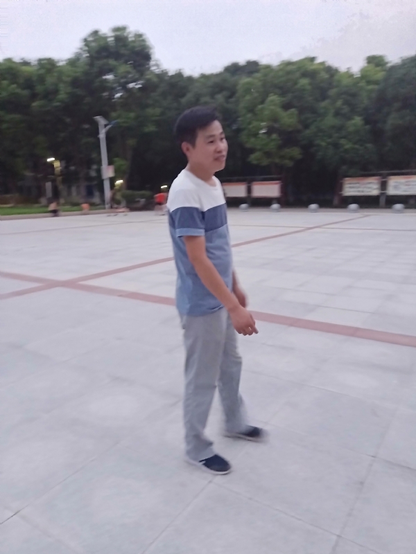 一笑的第一张照片--岳阳相亲服务中心