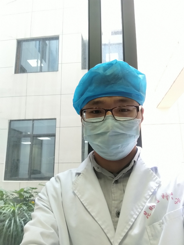 口腔小医生的第一张照片--岳阳相亲服务中心