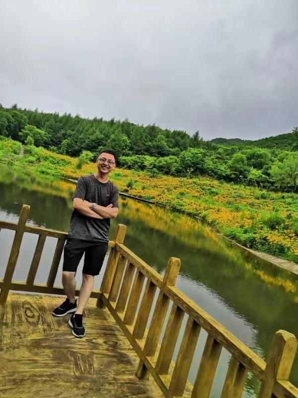 正能量的第三张照片--岳阳相亲服务中心