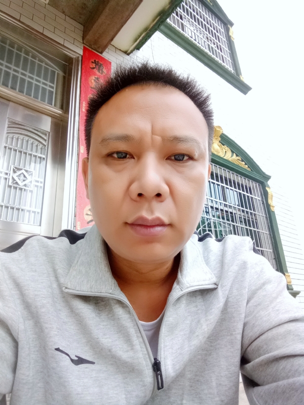 随缘的第一张照片--岳阳相亲服务中心