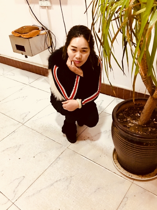 小香风的第一张照片--岳阳相亲服务中心