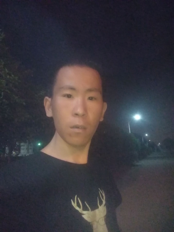 俞凯斌的第一张照片--岳阳相亲服务中心