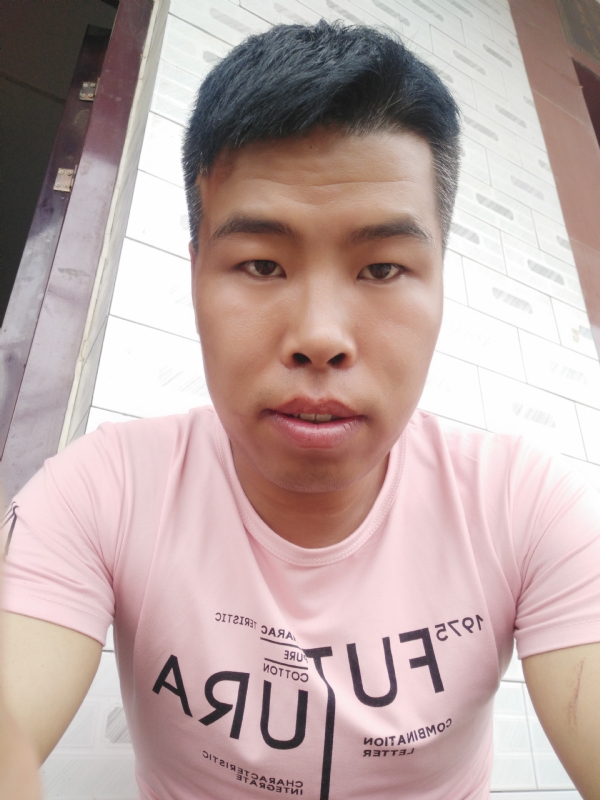 守护爱情的第一张照片--岳阳相亲服务中心