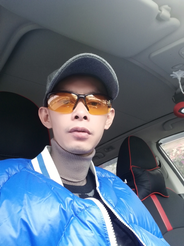 愿得一人心的第一张照片--岳阳相亲服务中心