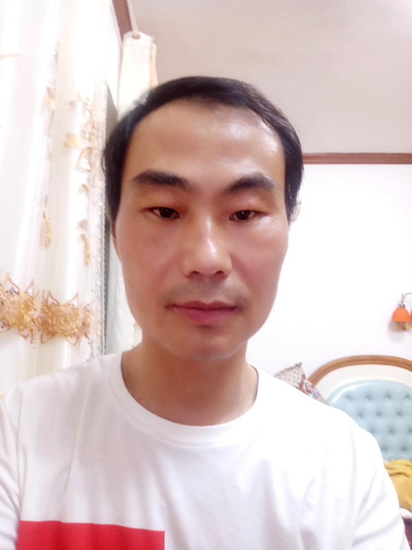 光明的第一张照片--岳阳相亲服务中心