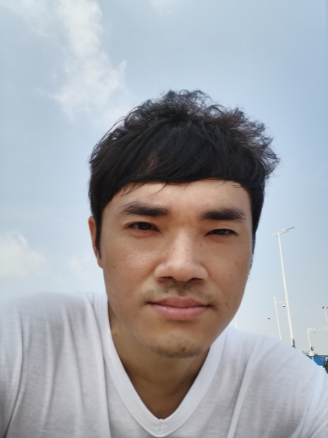 老实人的第一张照片--岳阳相亲服务中心