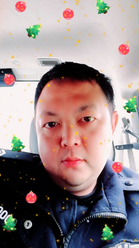 恨孤独的第一张照片--岳阳相亲服务中心