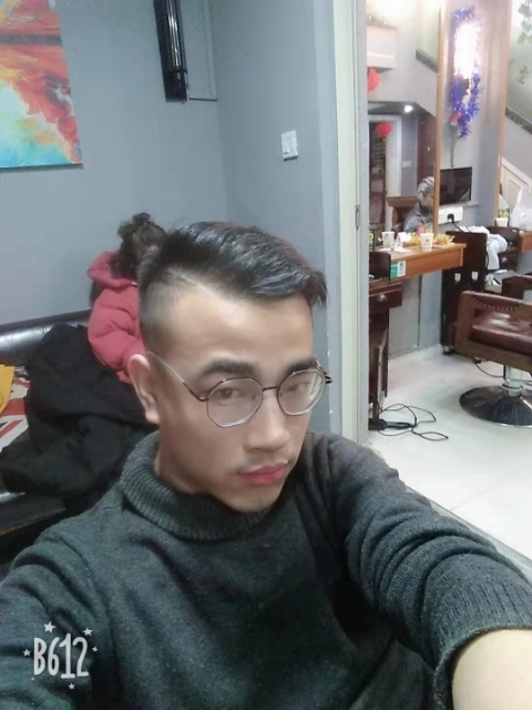 土豆的忧伤的第一张照片--岳阳相亲服务中心