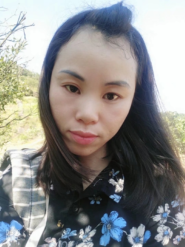 英英的第一张照片--岳阳相亲服务中心