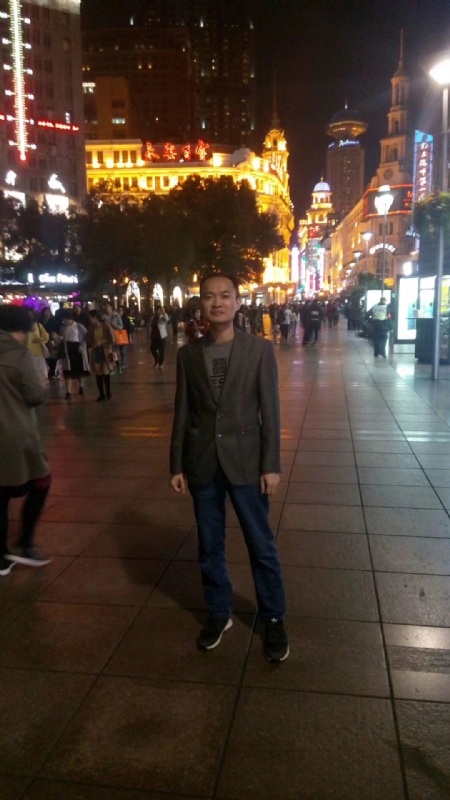 水池养鱼的第一张照片--岳阳相亲服务中心