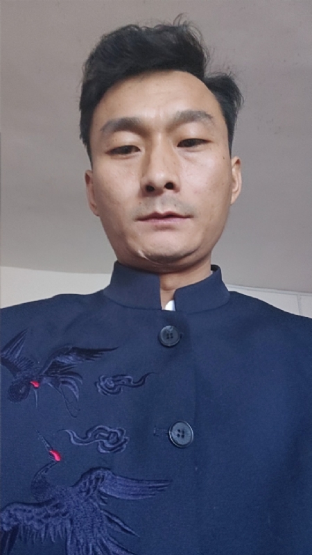 逆袭的小老鼠～龙long的第一张照片--岳阳相亲服务中心