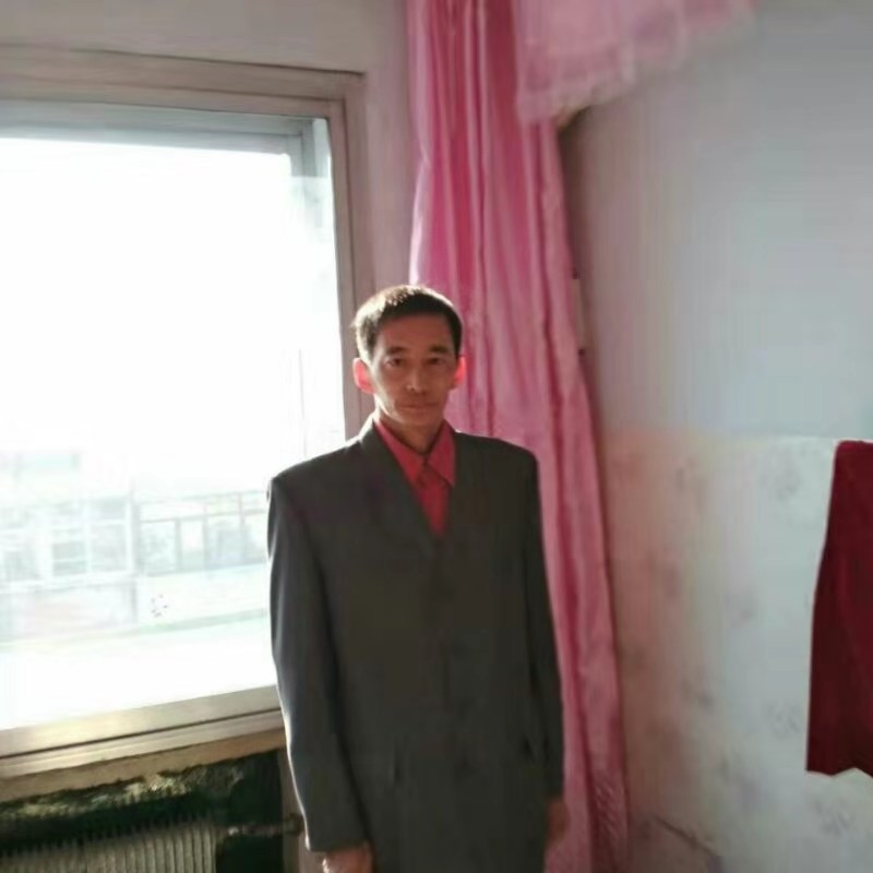 阳光明媚的第一张照片--岳阳相亲服务中心