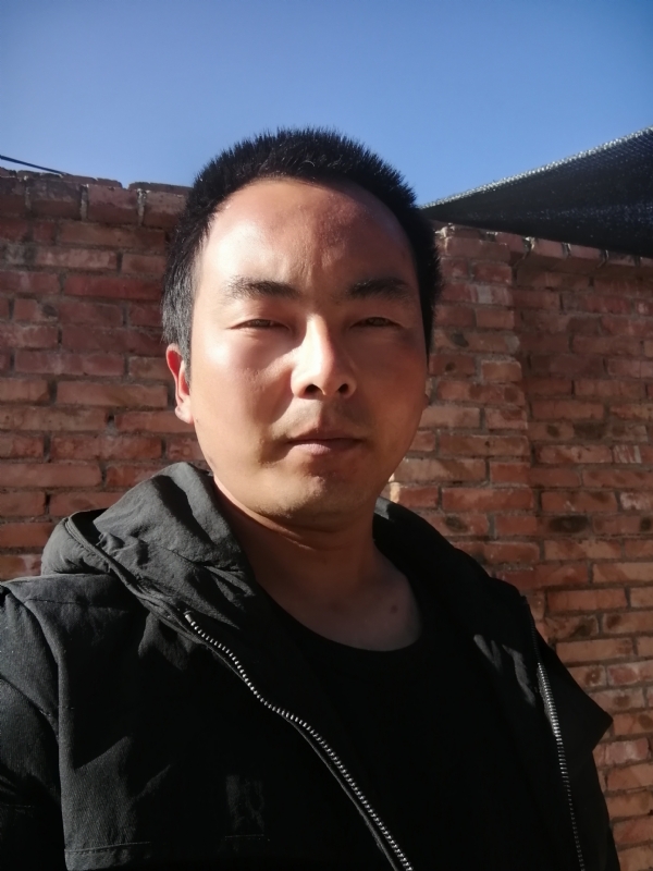 流年寂寞了谁的容颜的第一张照片--岳阳相亲服务中心
