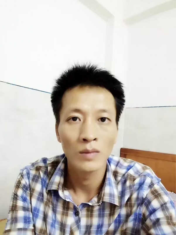 流年未亡的第一张照片--岳阳相亲服务中心